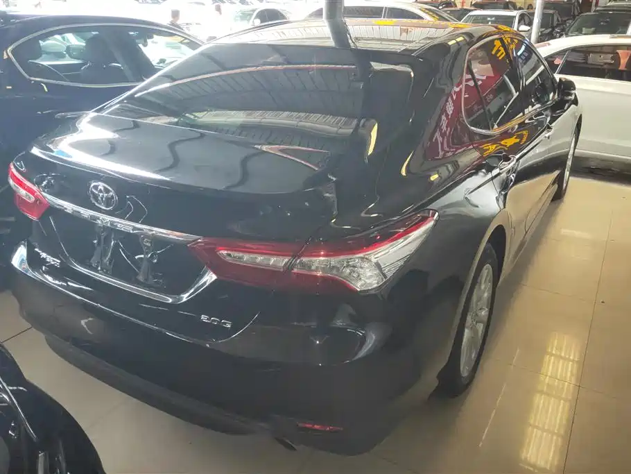 Camry 2.0 G Luxury CN-VI
