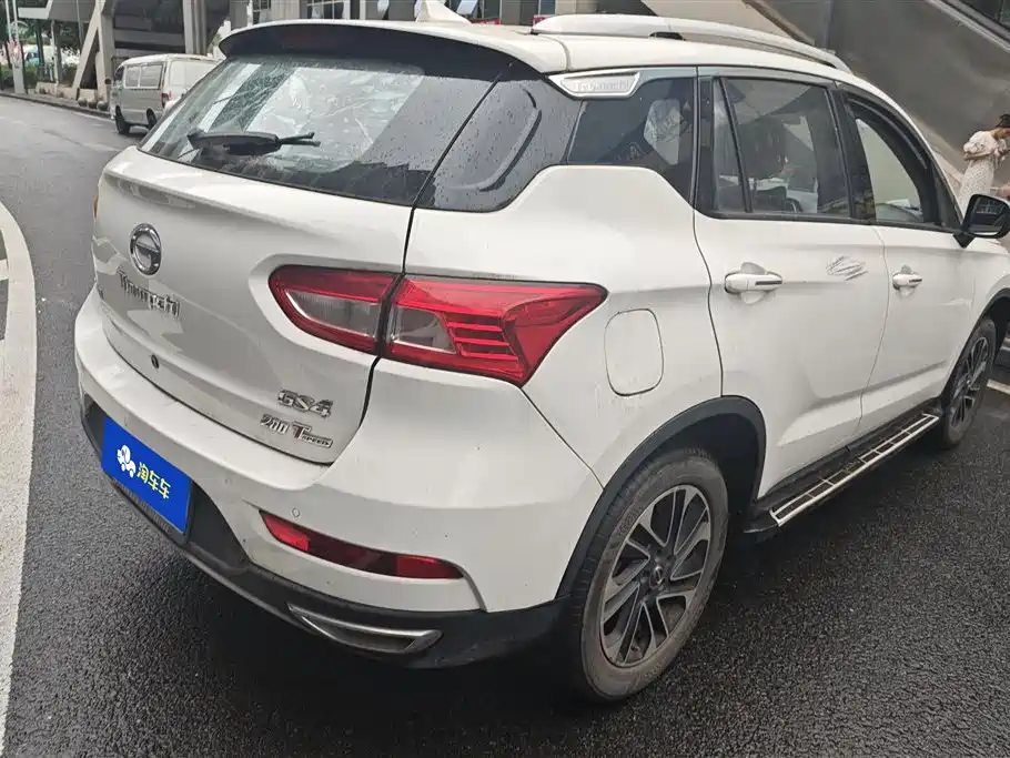 GAC Trumpchi GS4 200 T G-DCT Elite