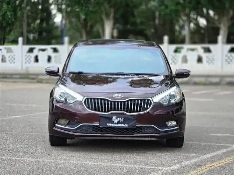 Kia K3 1.6 L Manual GLS