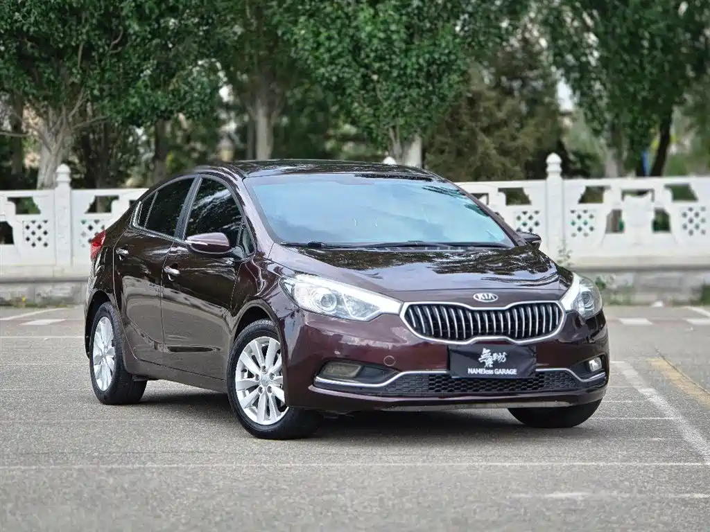 Kia K3 1.6 L Manual GLS