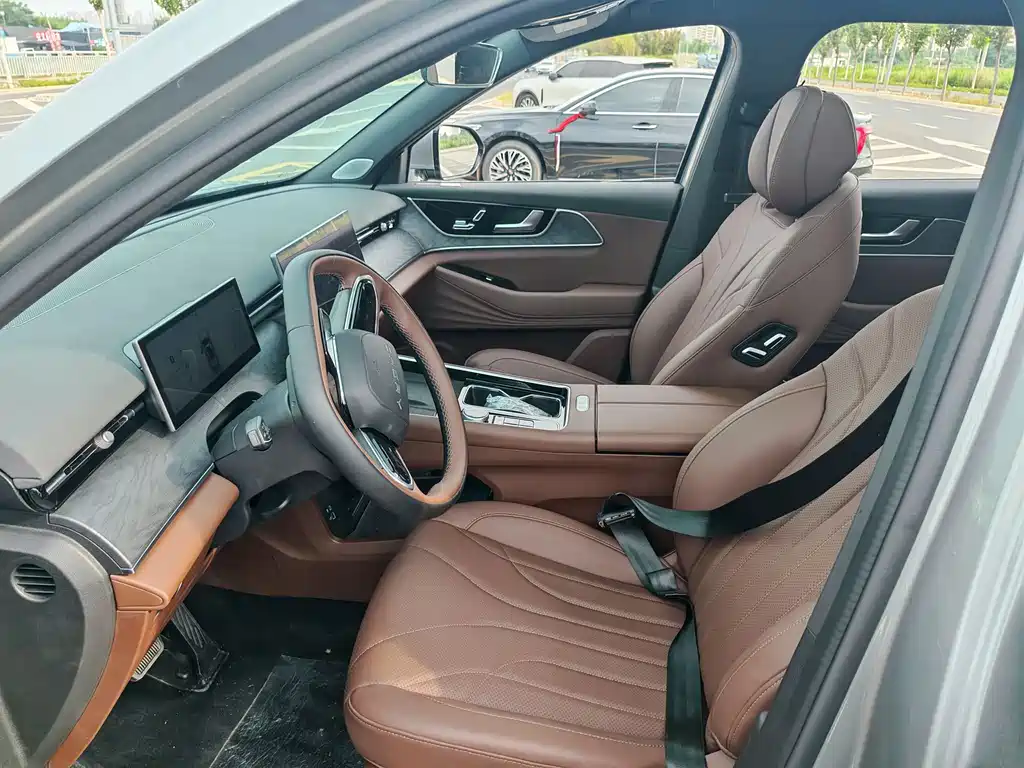 Tiggo 9 瑞虎9 2026款 2.0 T 双离合两驱舒享版