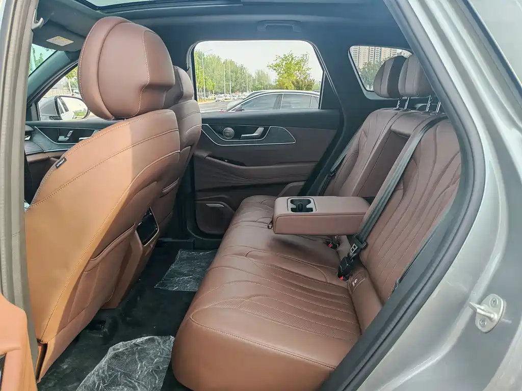 Tiggo 9 瑞虎9 2026款 2.0 T 双离合两驱舒享版