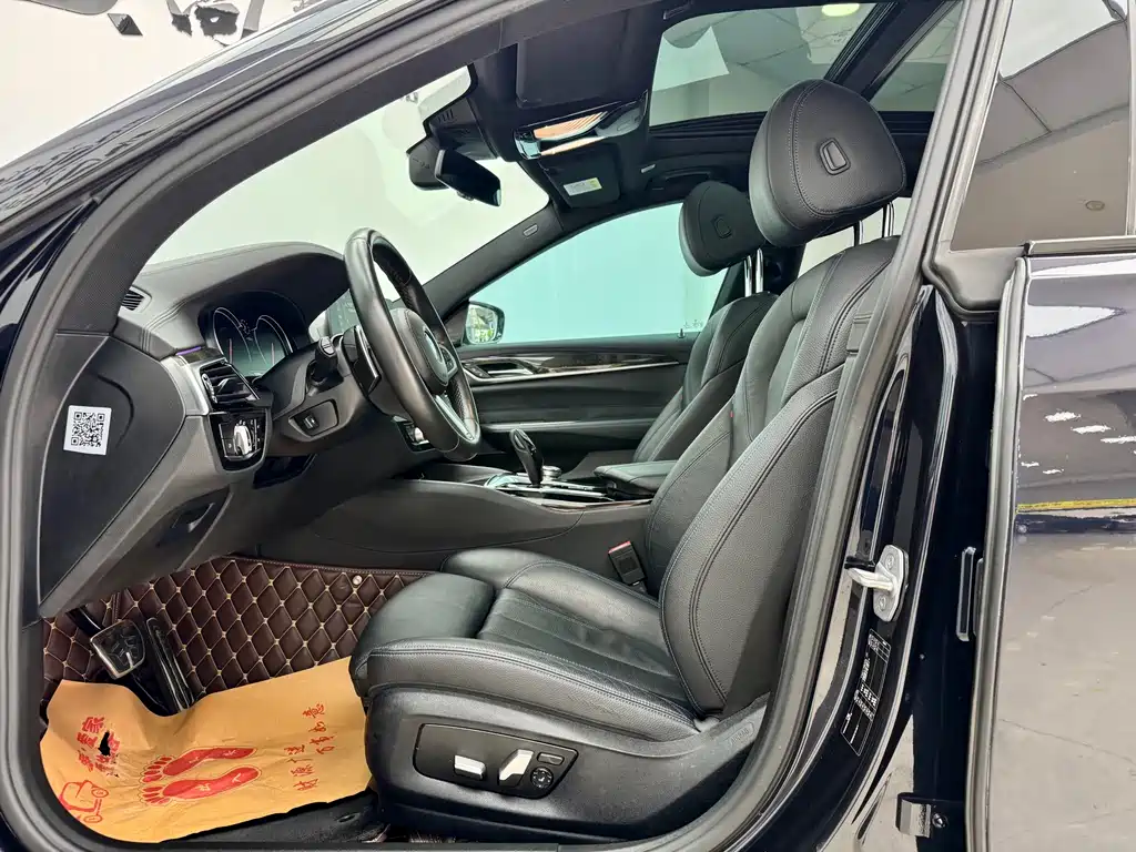 BMW 6 Series GT 630 i M Sport Package