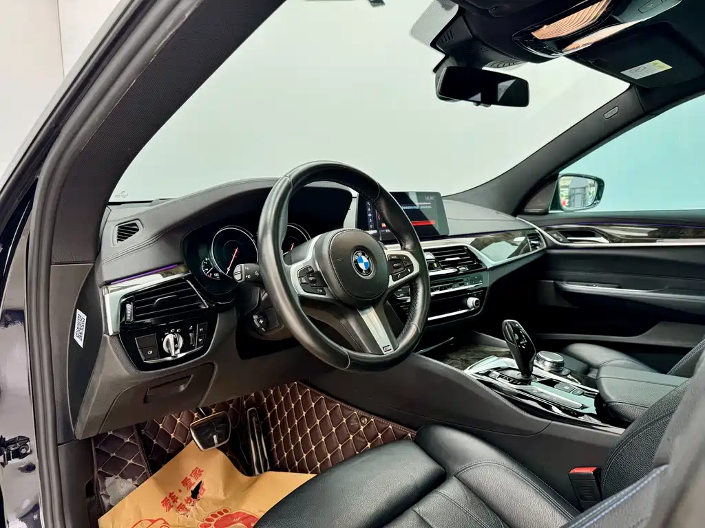 BMW 6 Series GT 630 i M Sport Package