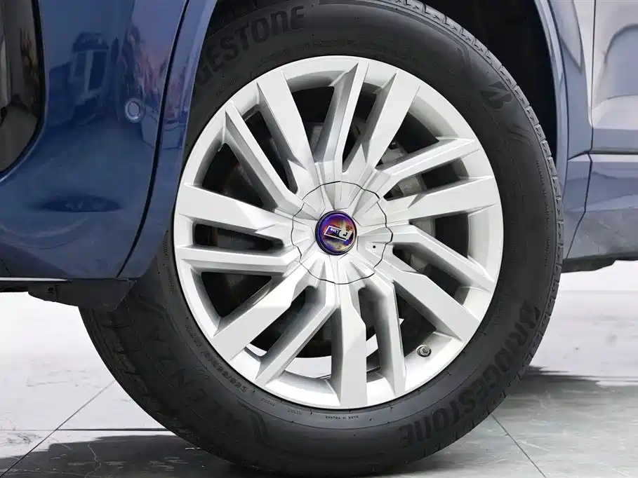 Touareg 2.0 TSI Sharp Style