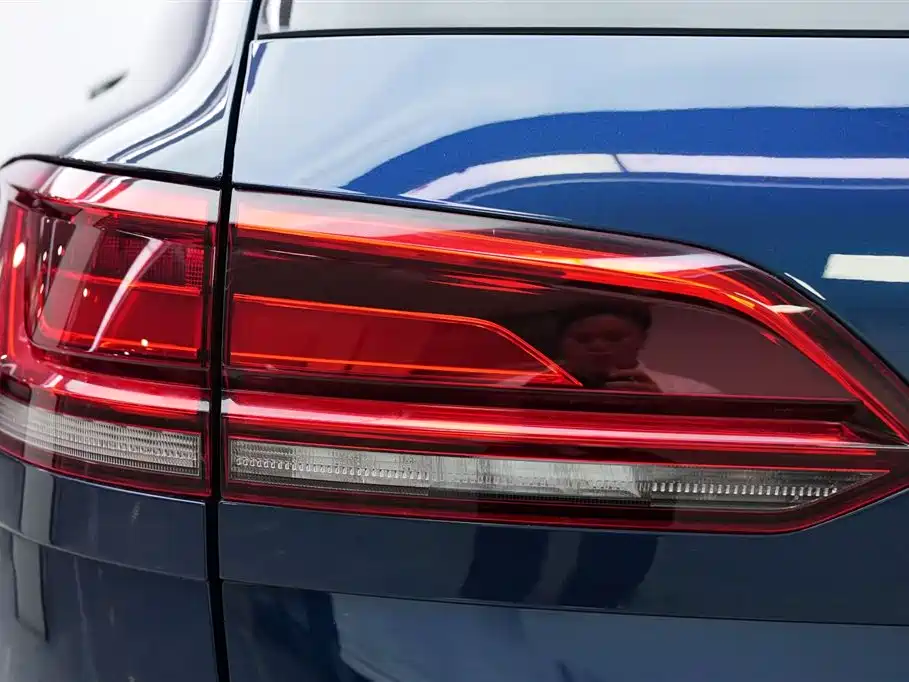 Touareg 2.0 TSI Sharp Style