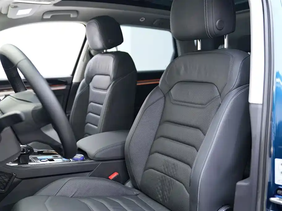 Touareg 2.0 TSI Sharp Style