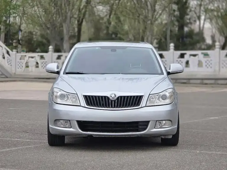 Skoda Octavia 明锐 2014款 1.4 TSI DSG逸俊版