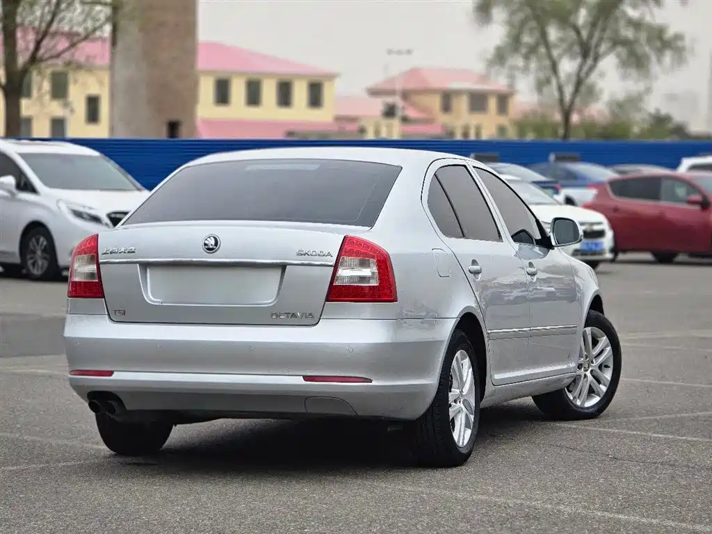 Octavia 明锐 2014款 1.4 TSI DSG逸俊版
