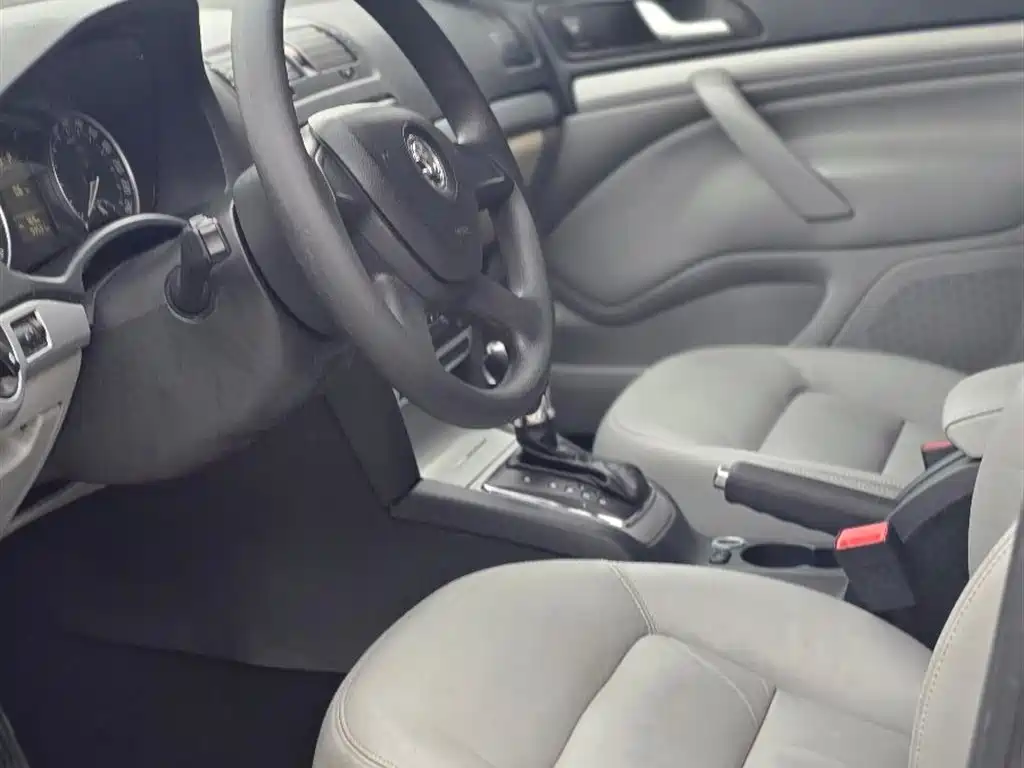 Octavia 明锐 2014款 1.4 TSI DSG逸俊版