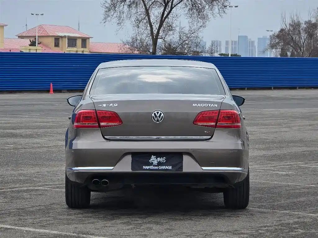 Magotan 1.8 TSI Leading