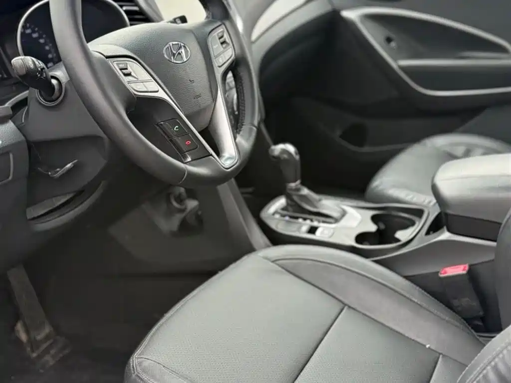 Santa Fe 2.4 L Auto 2 WD Intelligent