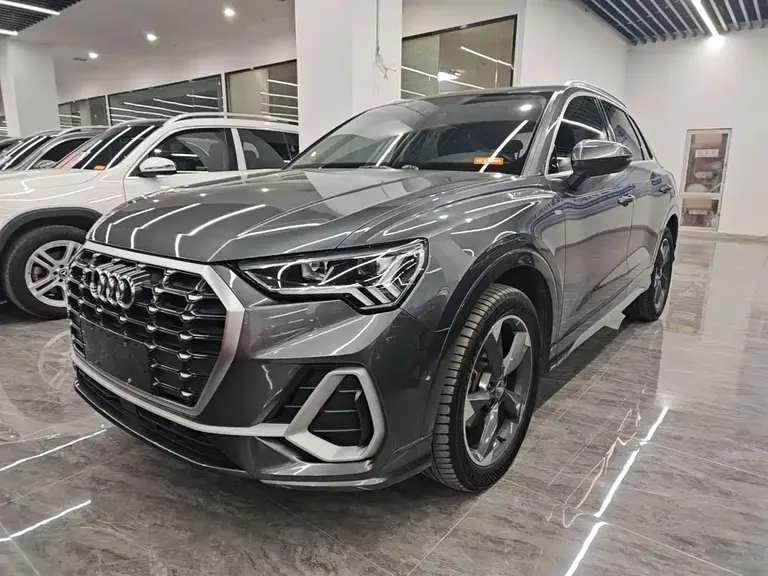 Audi Q3 35 TFSI Fashion Dynamic