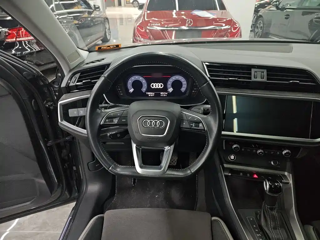 Audi Q3 35 TFSI Fashion Dynamic