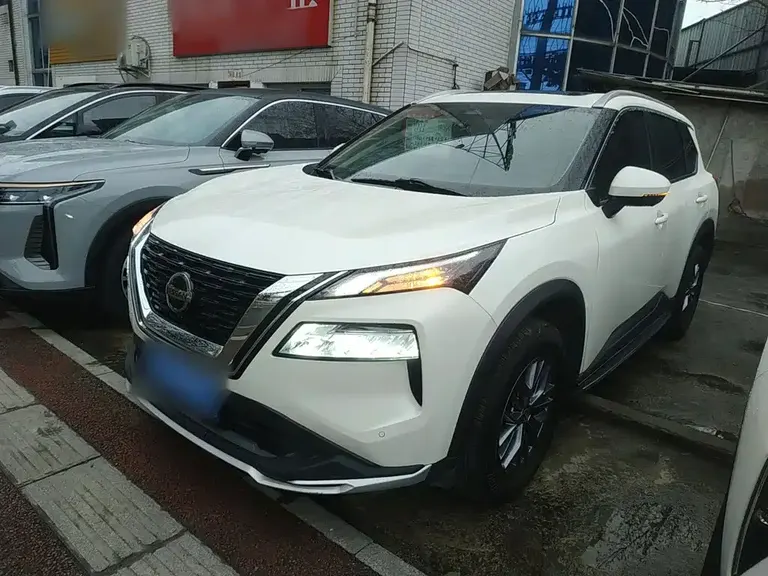 Nissan X-Trail VC-Turbo 300 CVT 2 WD Luxury