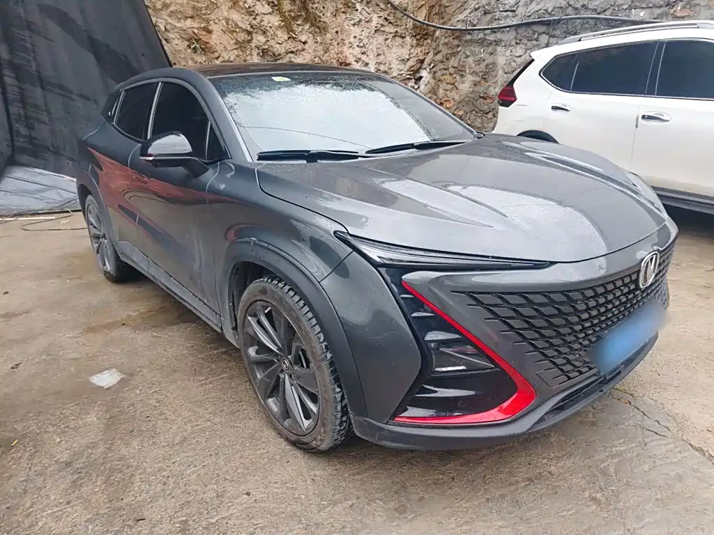 Changan UNI-T 1.5 T Distinguished
