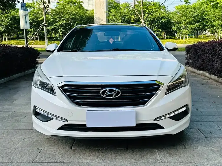 Hyundai Sonata 1.6 T GLX Leading