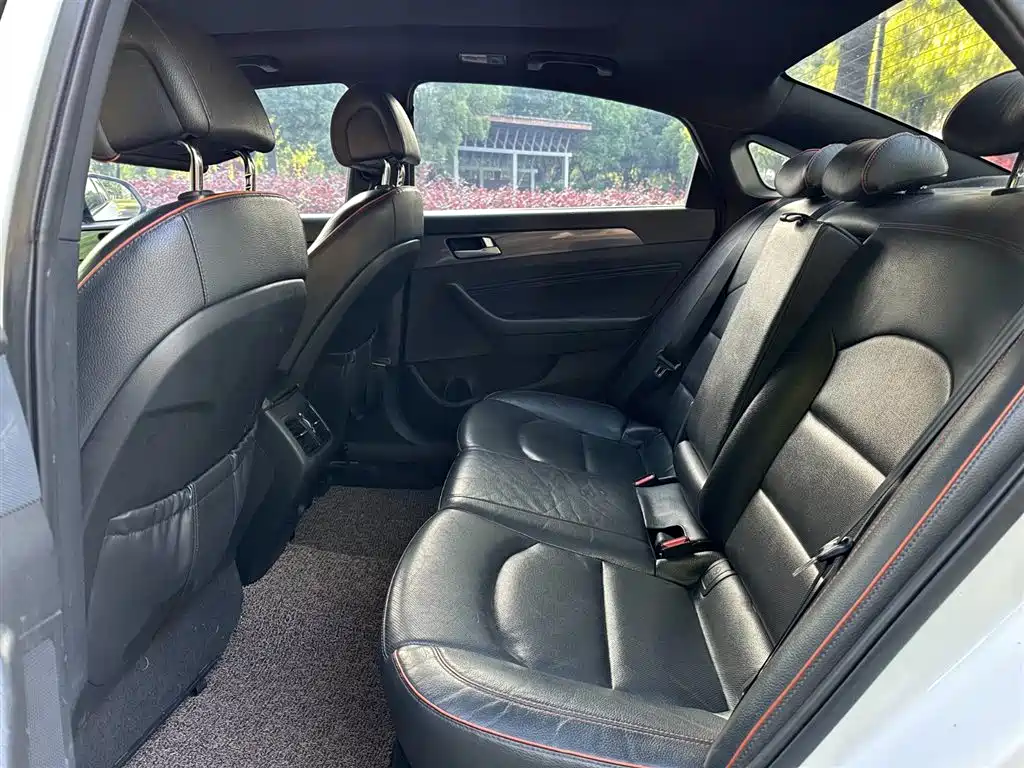 Sonata 1.6 T GLX Leading