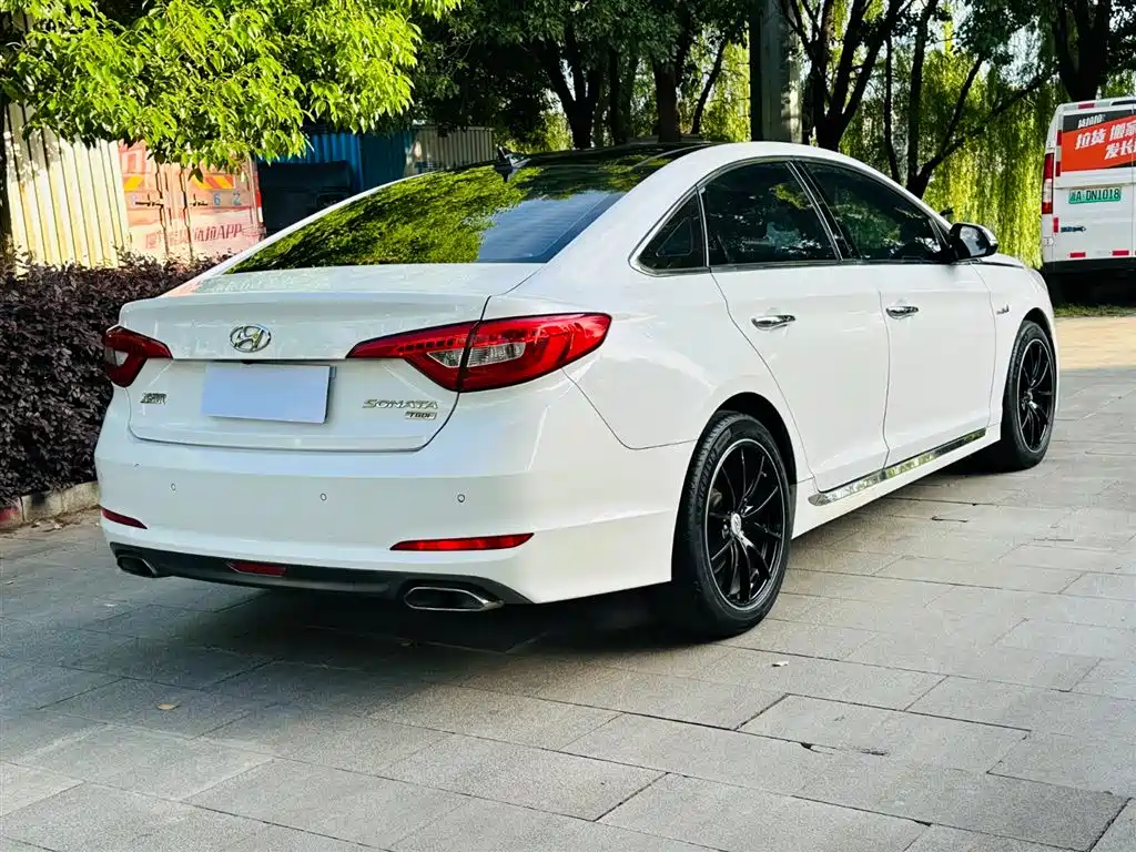 Sonata 1.6 T GLX Leading