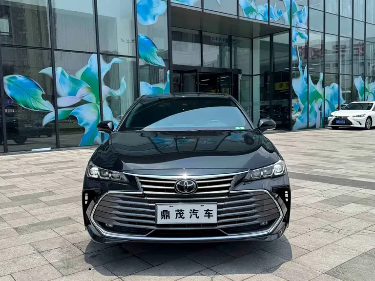 Toyota Avalon 2.0 L Luxury CN-VI