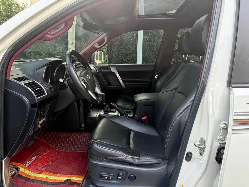 Prado 2.7 L Auto Luxury