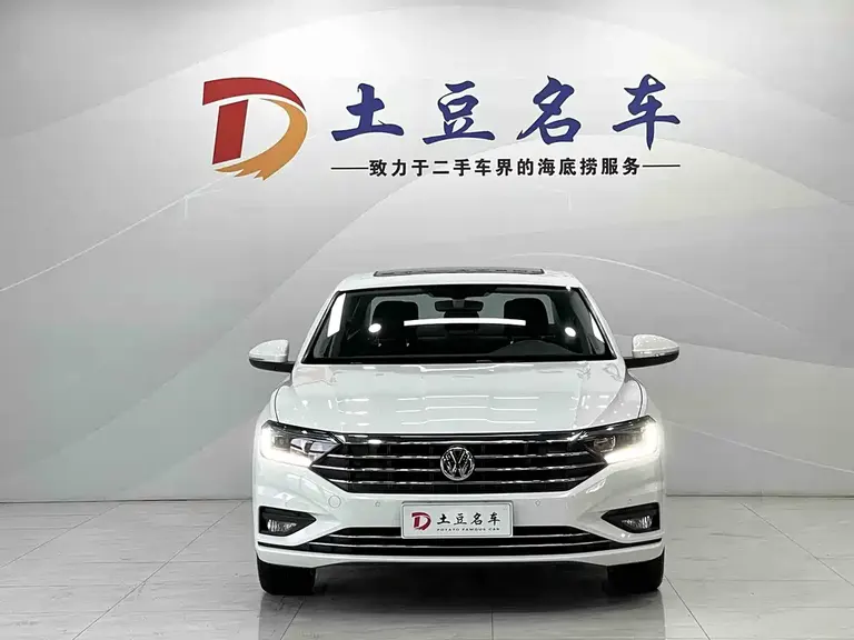 Volkswagen Sagitar 280 TSI DSG Outstanding