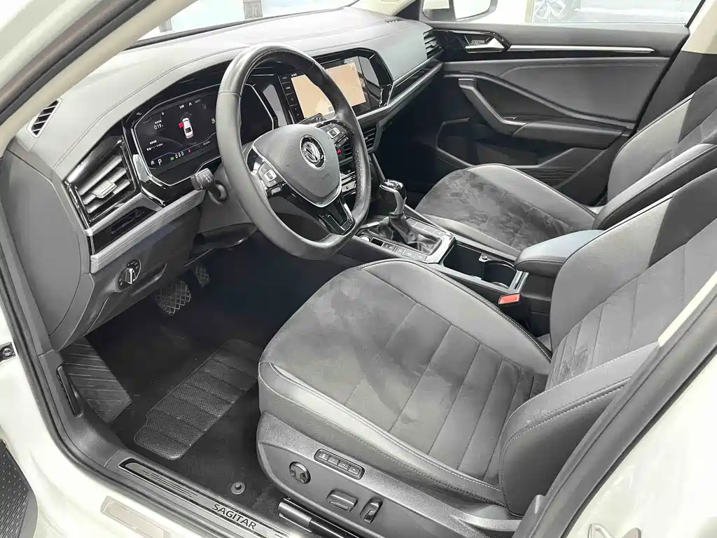 Sagitar 280 TSI DSG Outstanding
