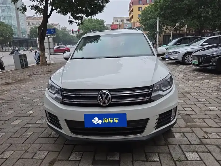 Volkswagen Tiguan 300 TSI Auto 4 WD Style Vision