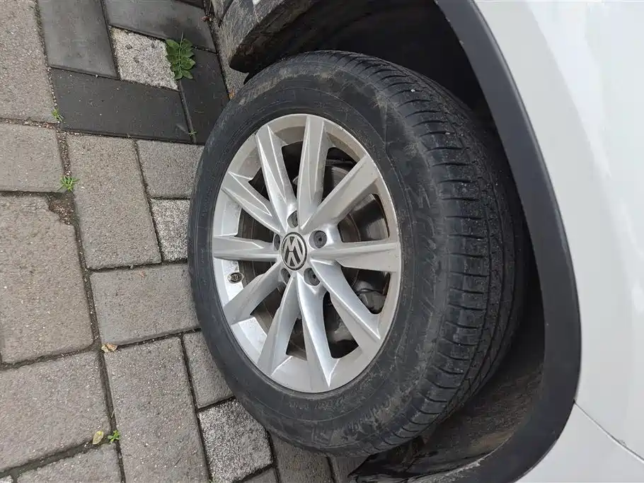 Tiguan 300 TSI Auto 4 WD Style Vision