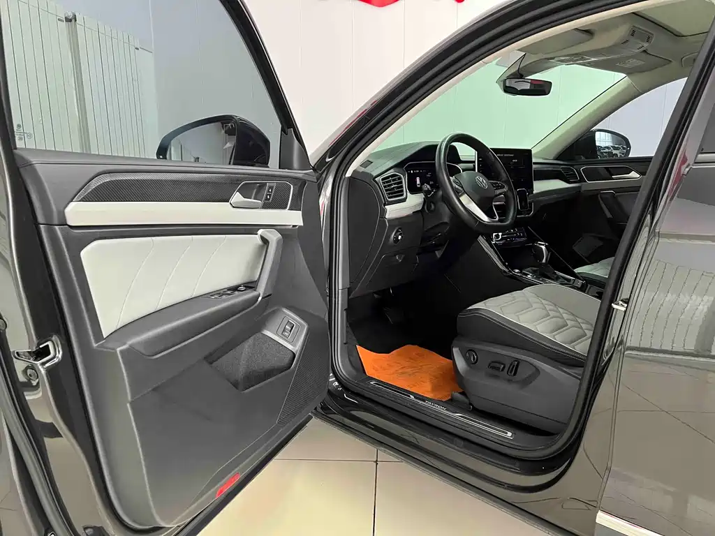 Tayron 280 TSI 2 WD Luxury Plus Advanced