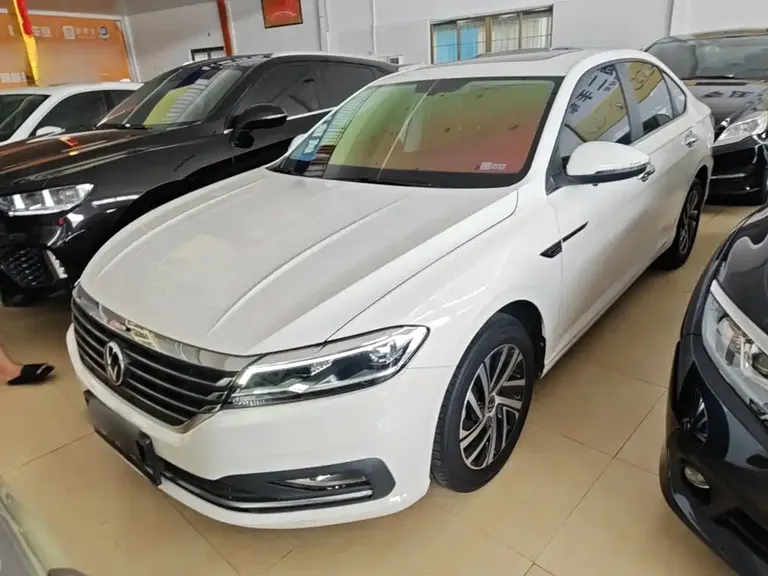 Volkswagen Lavida 1.5 L Auto Vision
