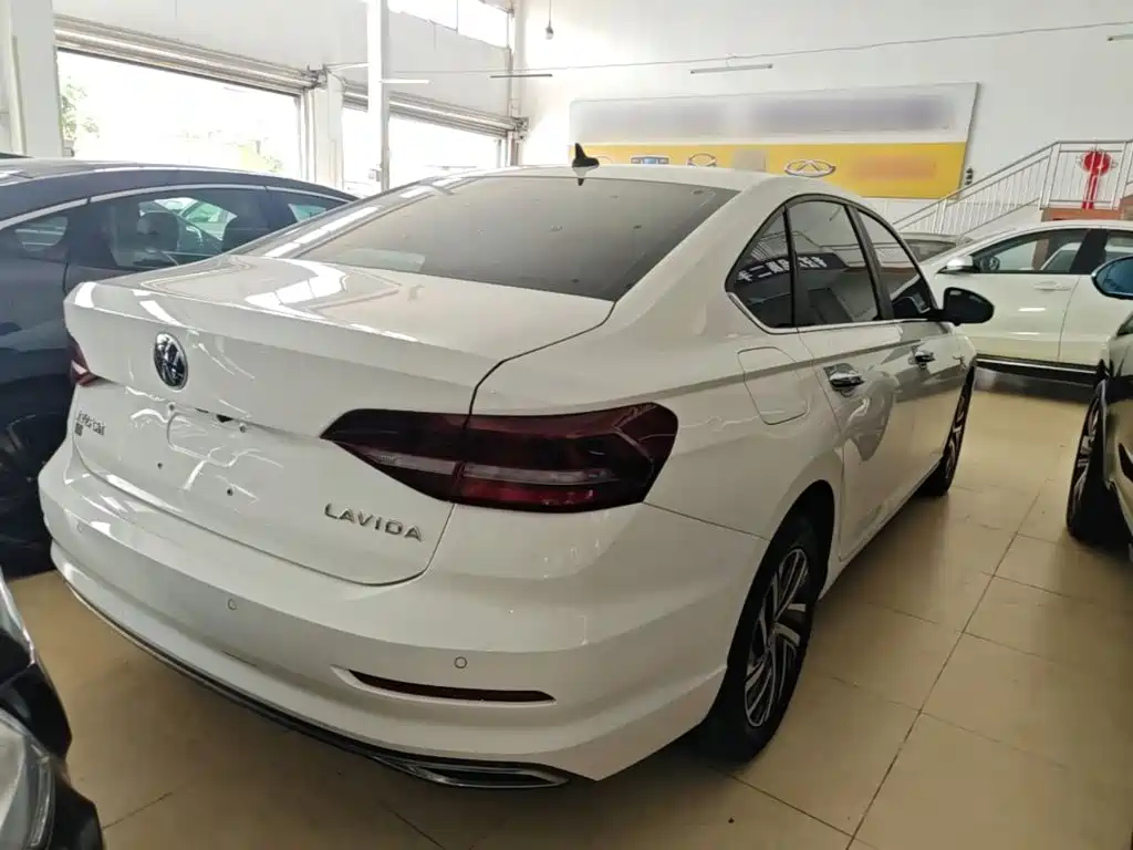 Lavida 1.5 L Auto Vision