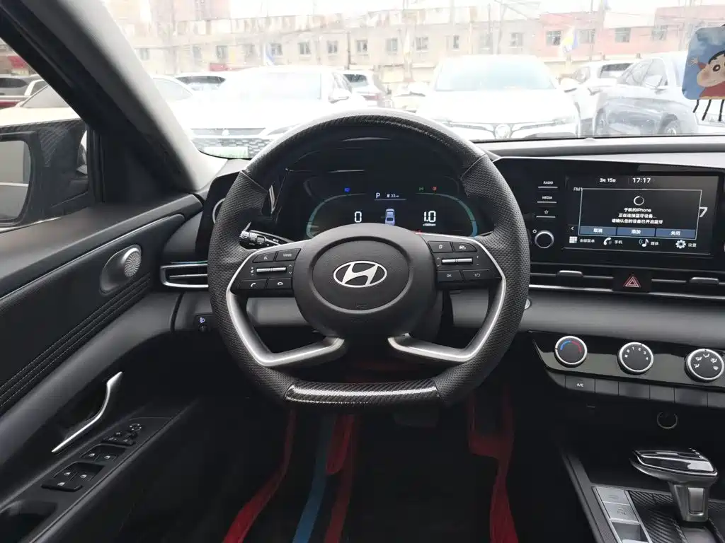 Elantra 1.5 L CVT GLX Elite