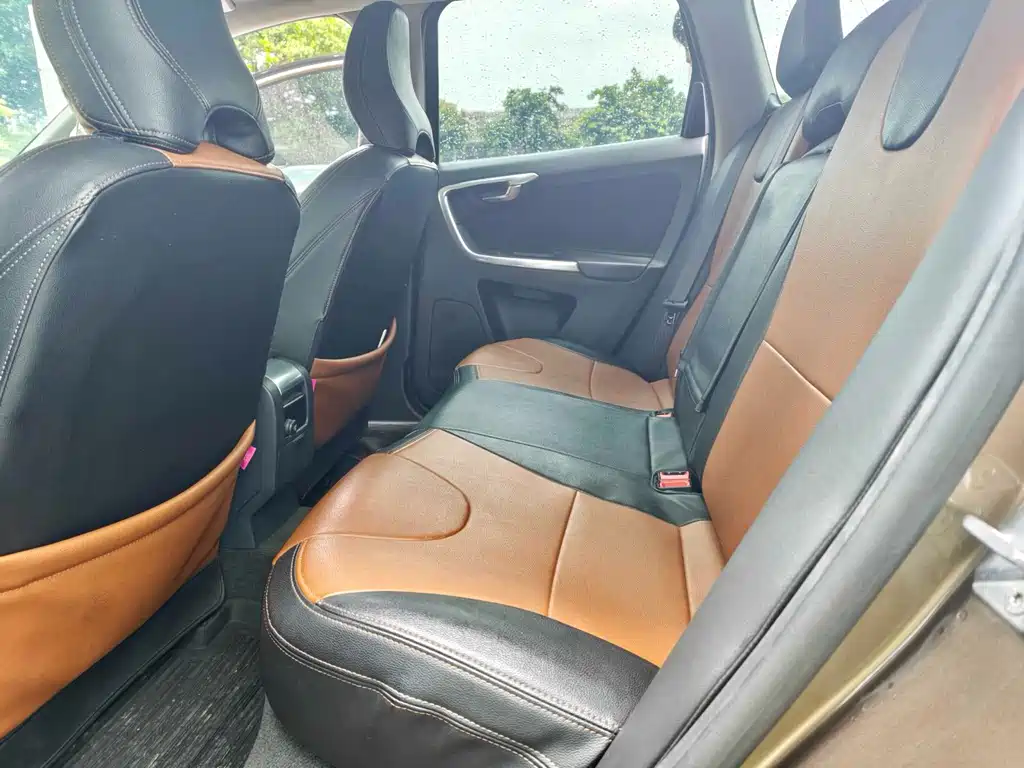 Volvo XC60 T5 Smart Travel