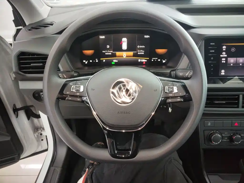 T-Cross Facelift 1.5 L Auto Style