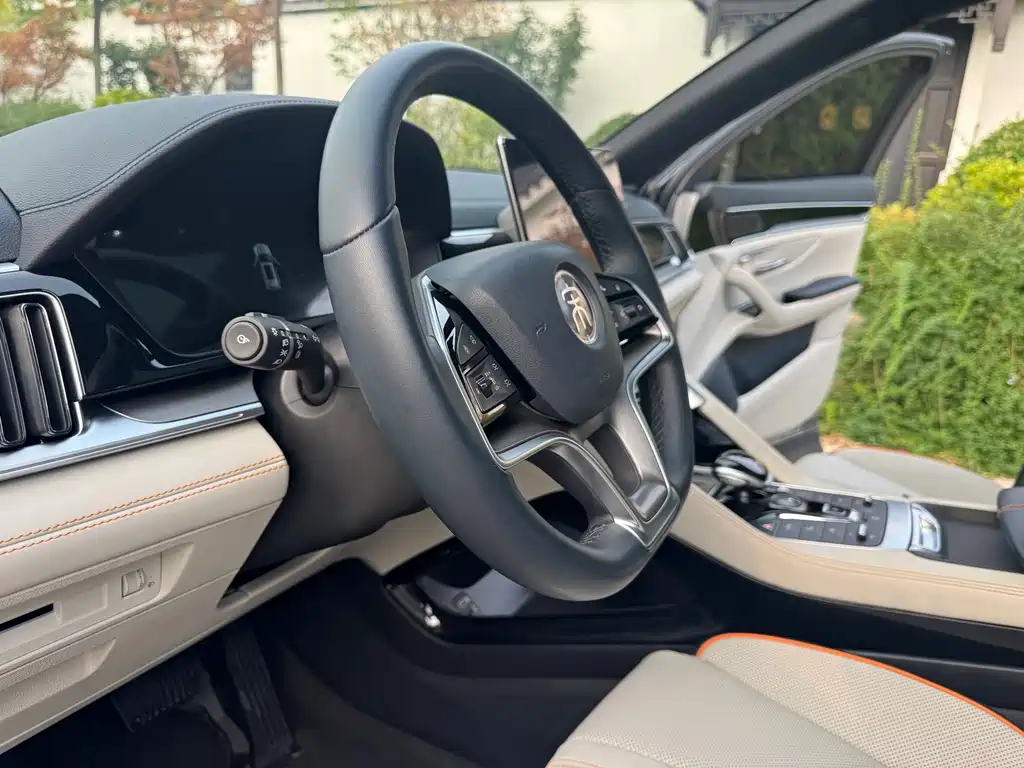 Song PLUS NEV DM-i 110 KM Flagship PLUS