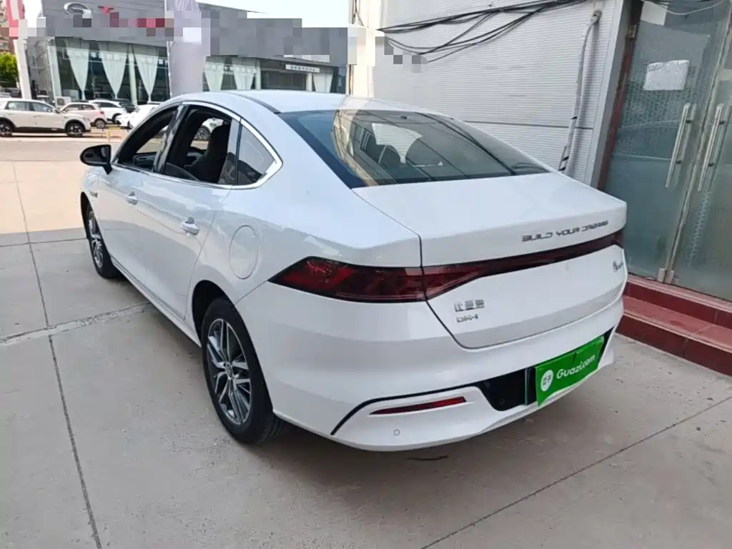 Qin PLUS Champion DM-i 120 KM Leading