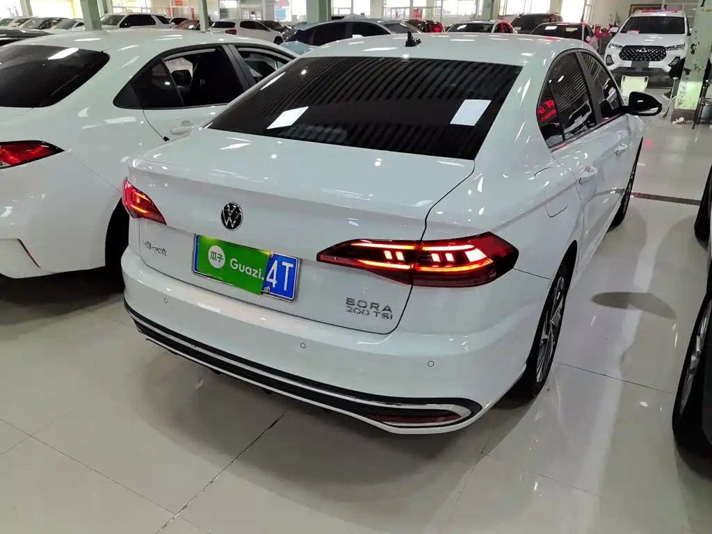 Bora 200 TSI DSG Joy Travel PRO