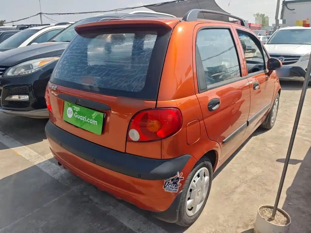 Lechi Facelift 1.0 L Manual P-TEC Standard