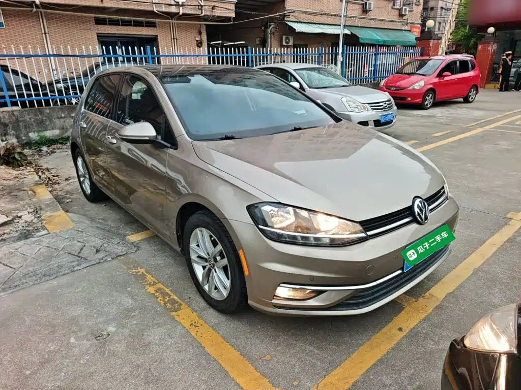 Golf 230 TSI Auto Comfort