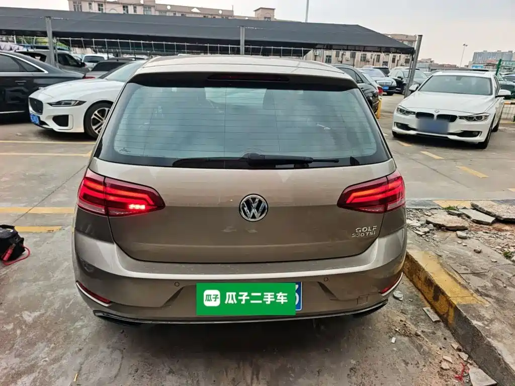 Golf 230 TSI Auto Comfort