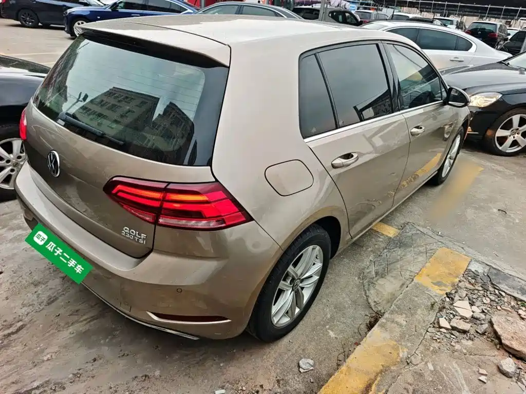 Golf 230 TSI Auto Comfort