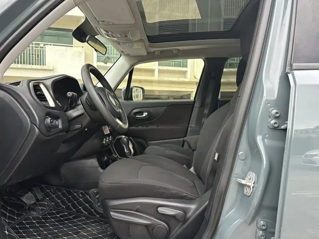 Renegade 1.4 T Auto Power Energy