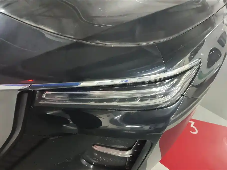 Hongqi H5 红旗H5 2023款 1.5 T HEV智联旗畅版