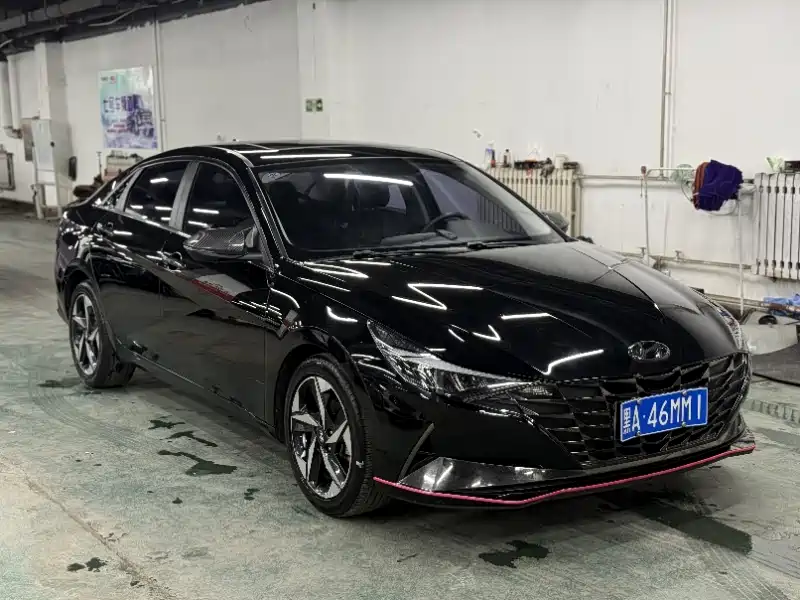 Elantra 1.5 L CVT GLX Elite