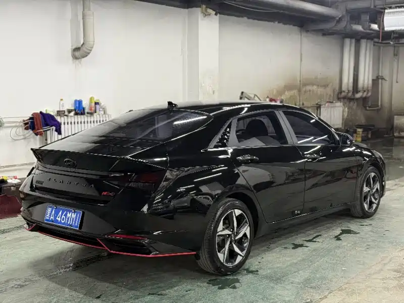 Elantra 1.5 L CVT GLX Elite