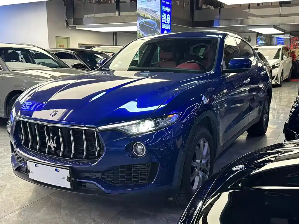 Levante 3.0 T Standard