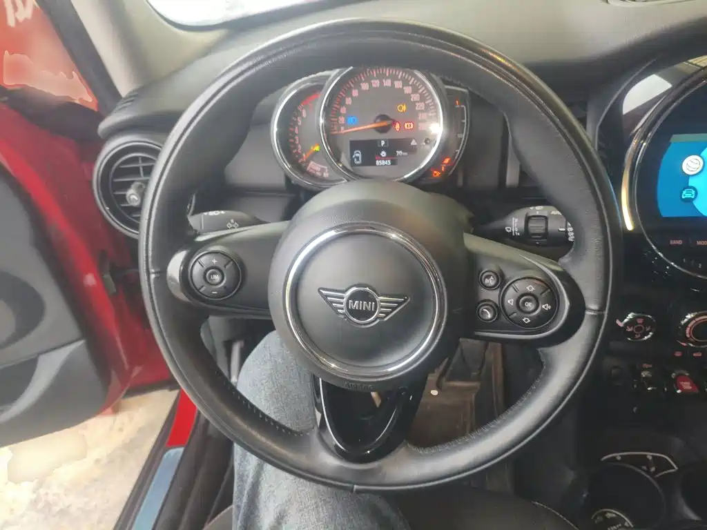 MINI 1.5 T ONE 5-door