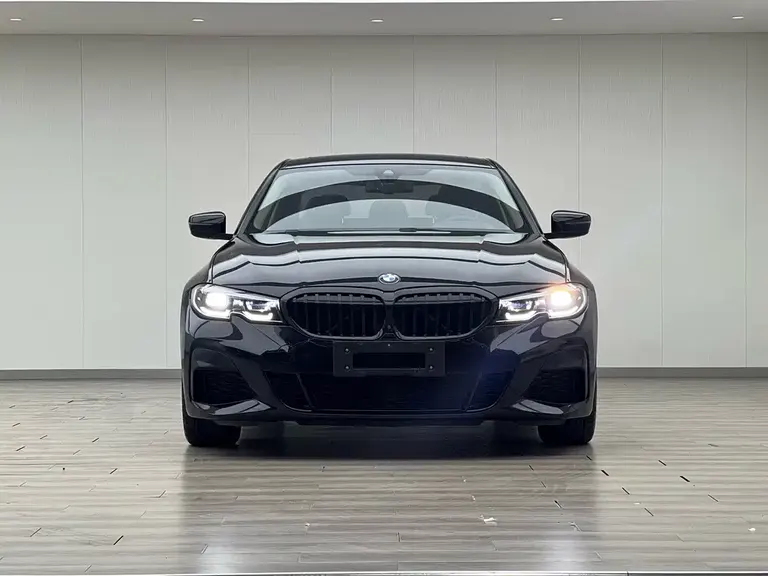 BMW 3 Series 325 i M Sport Night Package