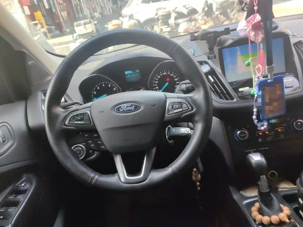Kuga EcoBoost 180 2 WD